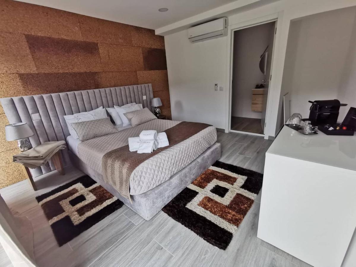 Villa Alzira Seia Exteriér fotografie